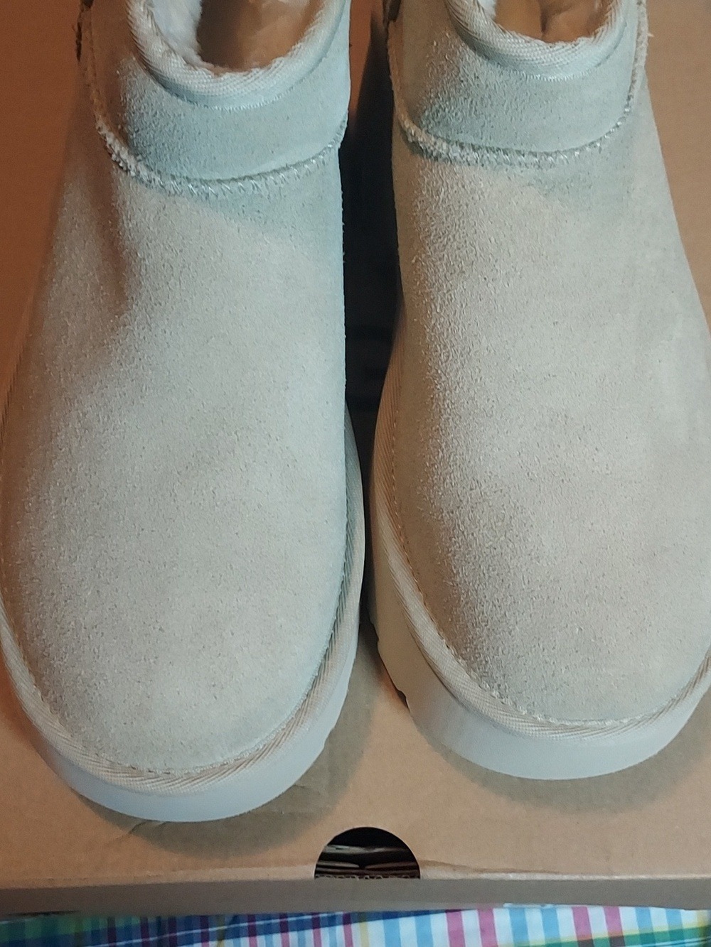 UGG Classic ultra Mini New Heights Boots In Beige MDSD NIB SZ9 - Picture 10 of 16